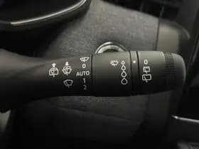 Renault Clio thumbnail 35
