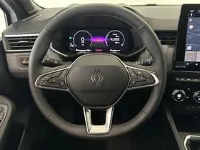 Renault Clio thumbnail 37