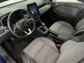 Renault Clio thumbnail 22