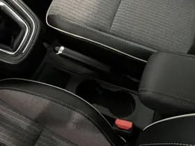 Renault Clio thumbnail 25