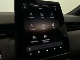 Renault Clio thumbnail 26