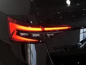 Škoda Superb thumbnail 32