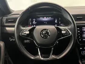 Škoda Superb thumbnail 35