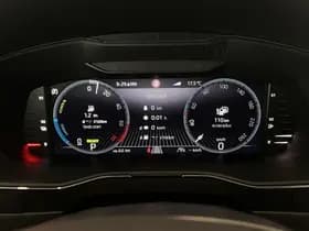 Škoda Superb thumbnail 40
