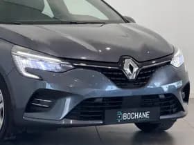 Renault Clio thumbnail 24