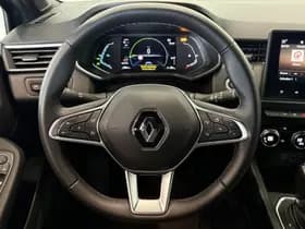 Renault Clio thumbnail 32