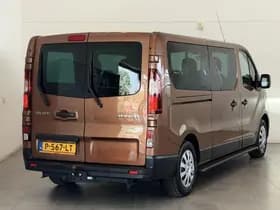 Renault Trafic thumbnail 2