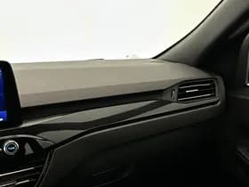 Ford Kuga thumbnail 26