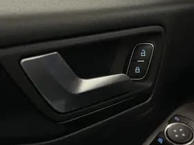 Ford Kuga thumbnail 28