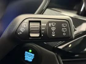 Ford Kuga thumbnail 38