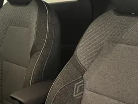 Renault Captur thumbnail 28