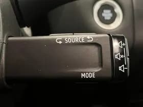 Renault Captur thumbnail 37