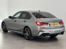 BMW 3-Serie thumbnail 6