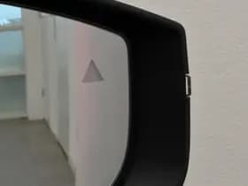 Renault Clio thumbnail 12