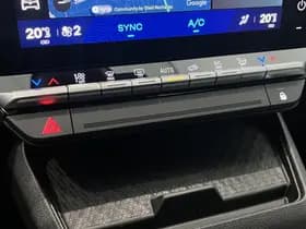 Renault Mégane E-Tech thumbnail 13