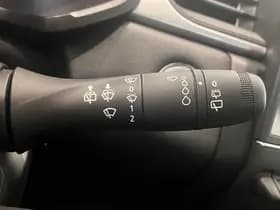Renault Captur thumbnail 28