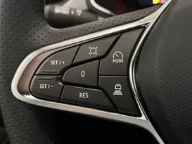 Renault Captur thumbnail 19