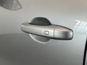 Renault Captur thumbnail 16