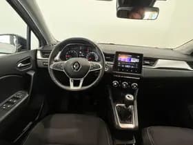 Renault Captur thumbnail 3