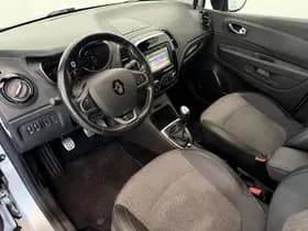 Renault Captur thumbnail 3