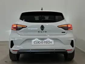 Renault Clio thumbnail 3