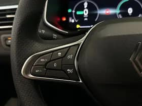 Renault Clio thumbnail 23