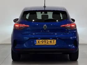 Renault Clio thumbnail 17