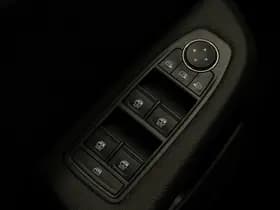 Renault Clio thumbnail 18