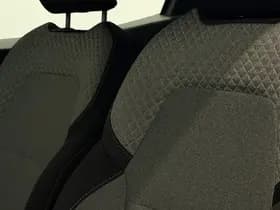 Renault Clio thumbnail 25