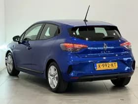 Renault Clio thumbnail 6