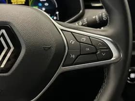 Renault Clio thumbnail 21