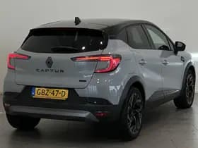 Renault Captur thumbnail 2