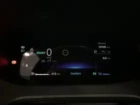 Renault Captur thumbnail 38