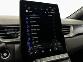 Renault Captur thumbnail 40