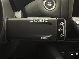 Renault Captur thumbnail 21
