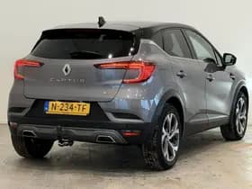 Renault Captur thumbnail 2