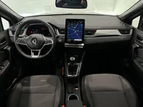 Renault Captur thumbnail 3
