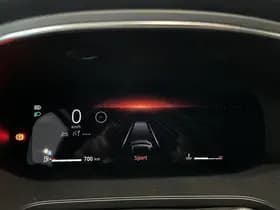 Renault Captur thumbnail 35