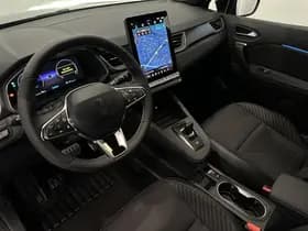 Renault Captur thumbnail 25