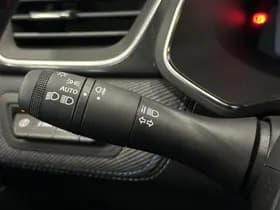 Renault Captur thumbnail 35
