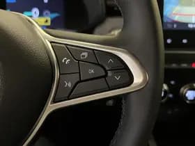 Mitsubishi Colt thumbnail 20