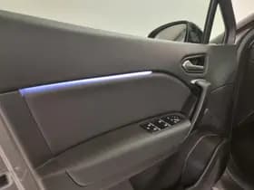 Renault Captur thumbnail 33