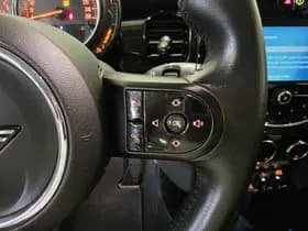 MINI Cooper thumbnail 24