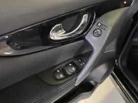 Nissan Qashqai thumbnail 23