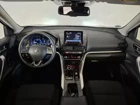 Mitsubishi Eclipse Cross thumbnail 3