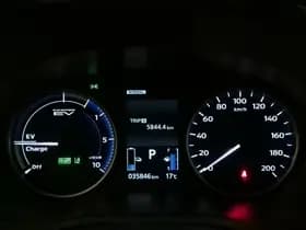 Mitsubishi Eclipse Cross thumbnail 4