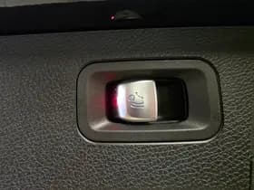 Mercedes-Benz E-Klasse thumbnail 46
