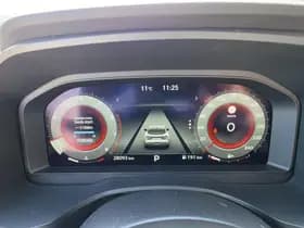 Nissan Qashqai thumbnail 8
