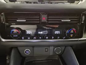 Nissan Qashqai thumbnail 16
