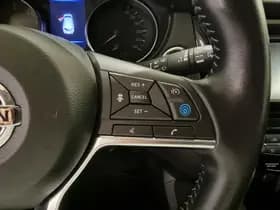 Nissan Qashqai thumbnail 25